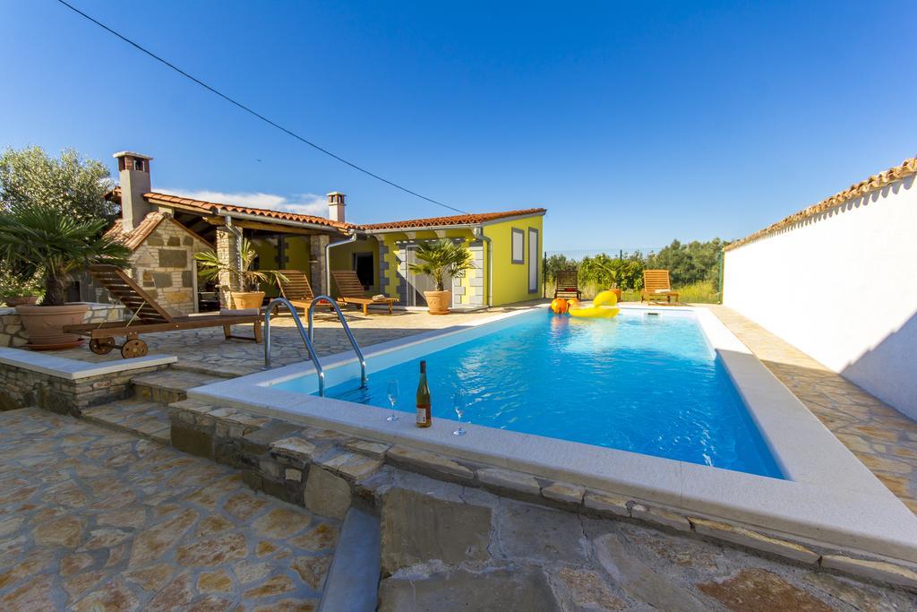 Holiday Home Bukovac Πούλα Εξωτερικό φωτογραφία