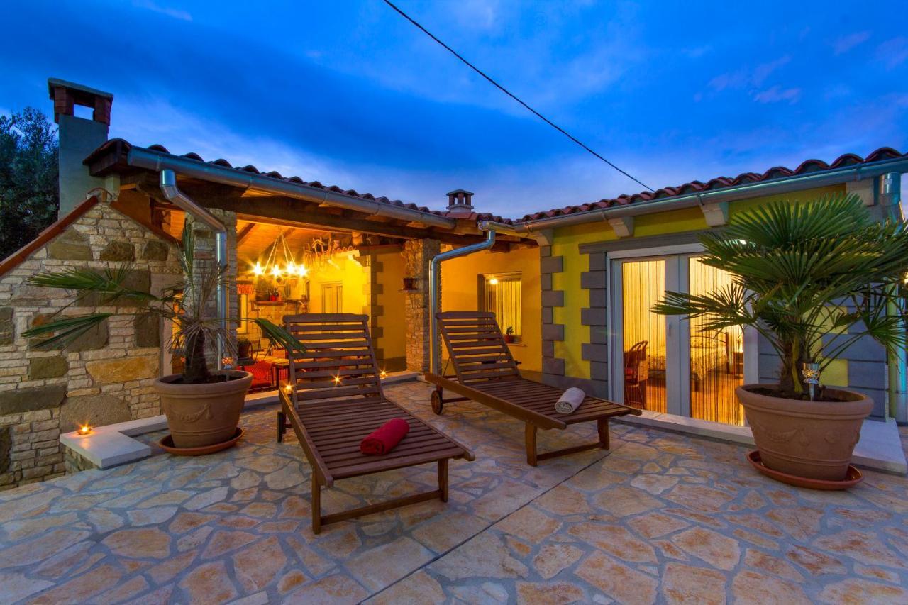 Holiday Home Bukovac Πούλα Εξωτερικό φωτογραφία