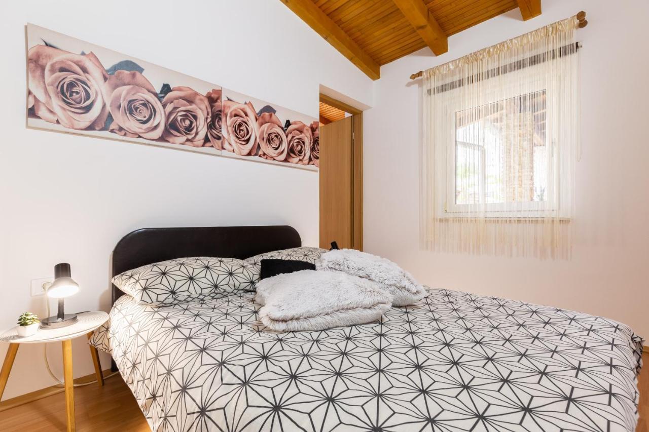 Holiday Home Bukovac Πούλα Εξωτερικό φωτογραφία